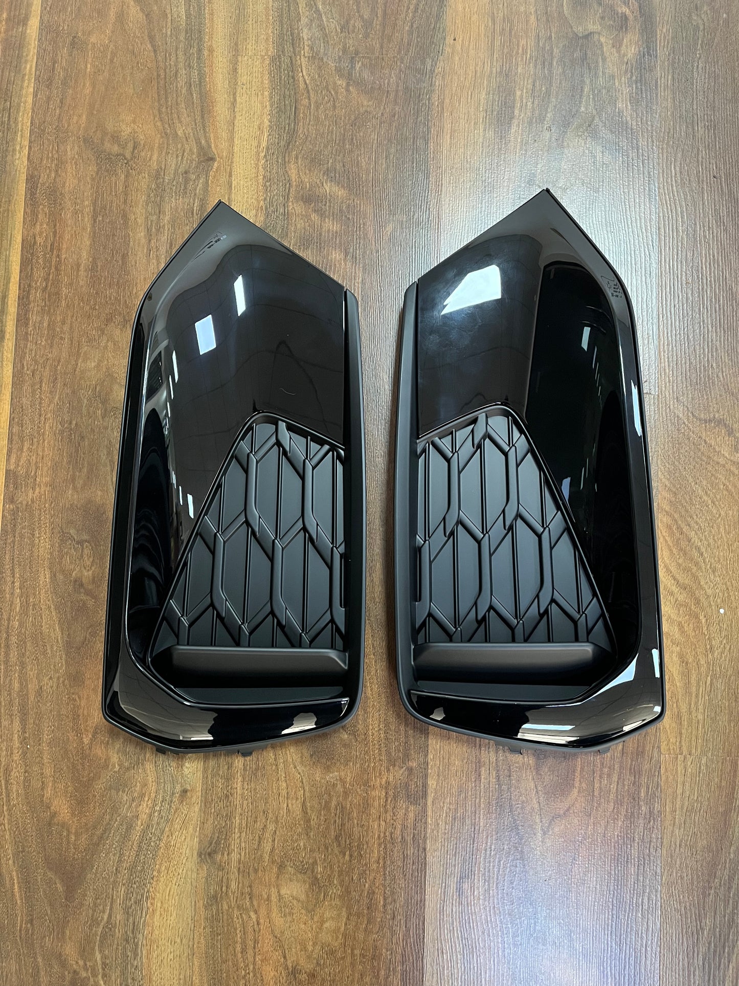 2019-2025 For Audi A7 S7 C8 Front Bumper Down Grille Honeycomb Style Fog Light Grilles