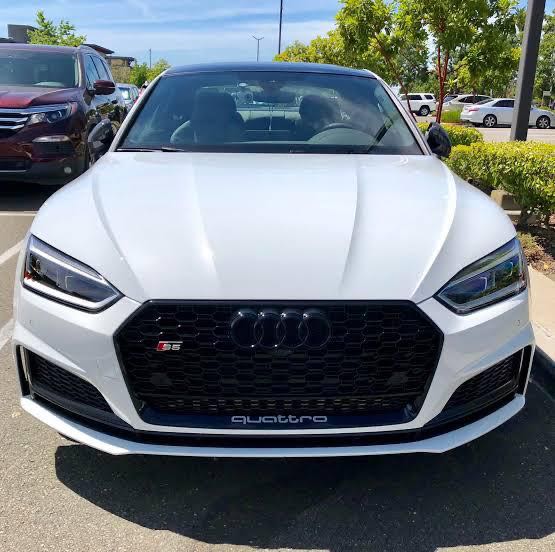 2017-2019 For Audi A5 S5 B9 RS5 Style Honeycomb Grille With Lower Mesh